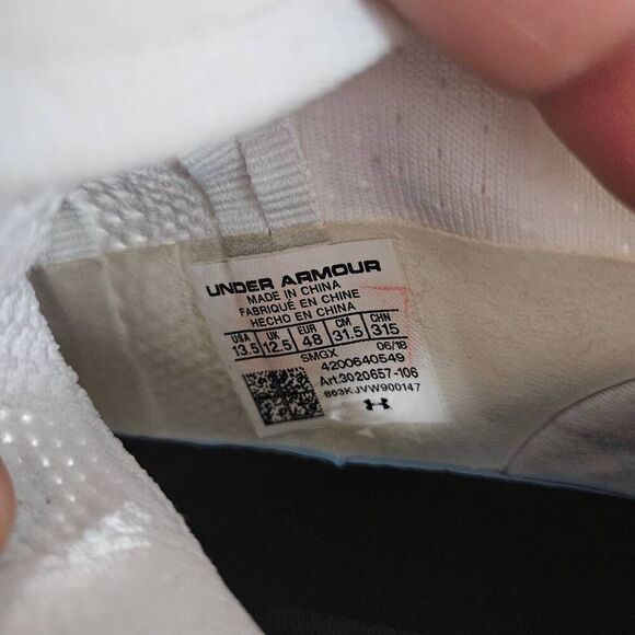 Under Armour shoes for men - Picture 11 of 12